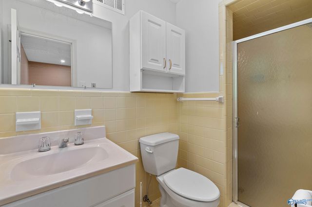 407 Hillmont Drive, Huntsville, AL 35805