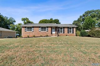 407 Hillmont Drive, Huntsville, AL 35805