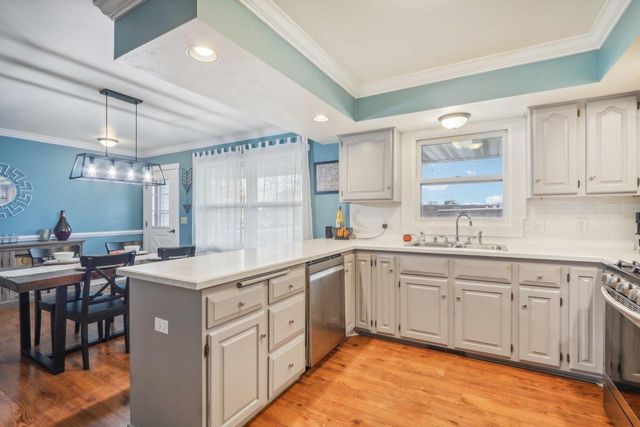 406 School Street, Marshall, WI 53559