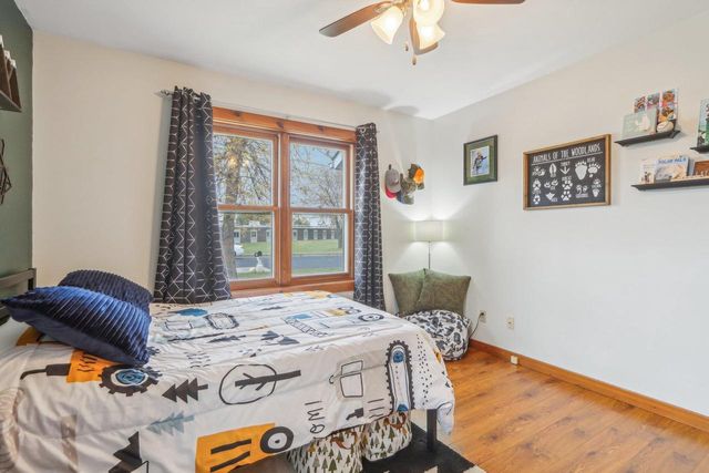 406 School Street, Marshall, WI 53559