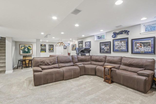 406 School Street, Marshall, WI 53559