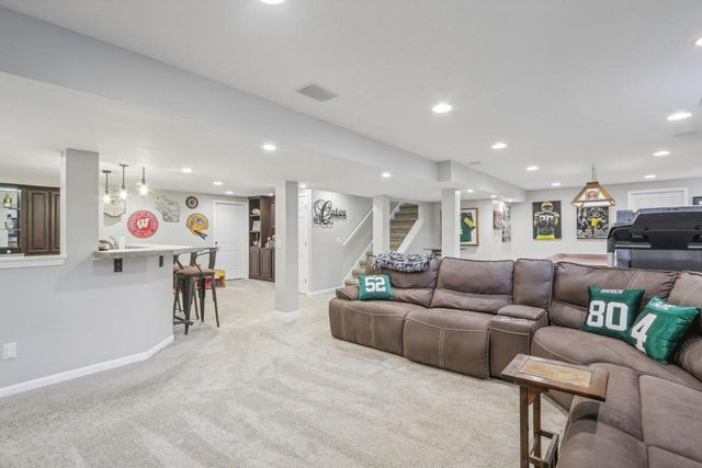 406 School Street, Marshall, WI 53559