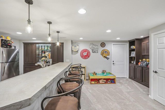 406 School Street, Marshall, WI 53559