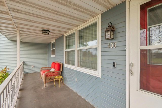 406 School Street, Marshall, WI 53559