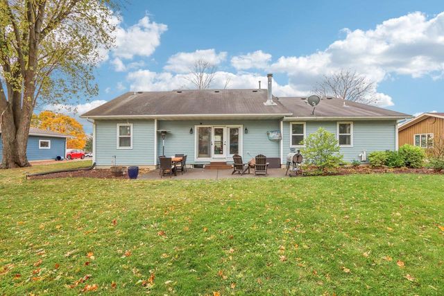 406 School Street, Marshall, WI 53559