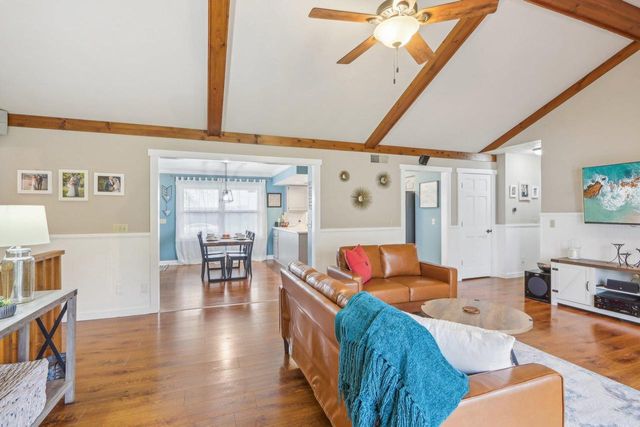 406 School Street, Marshall, WI 53559