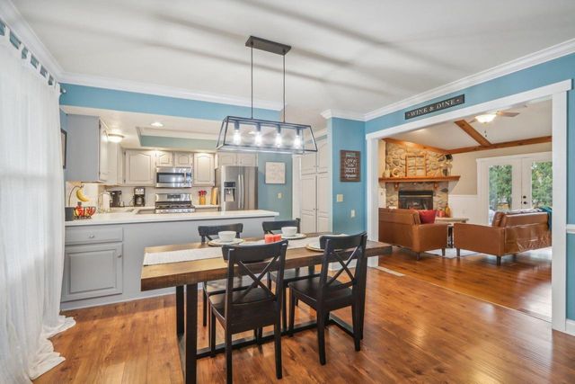 406 School Street, Marshall, WI 53559