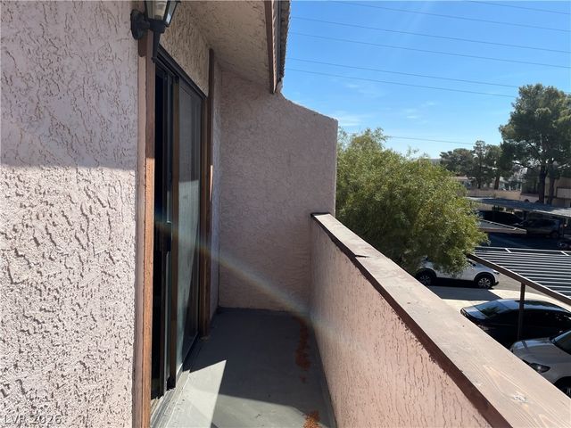 5260 Janfred Court 11, Las Vegas, NV 89103