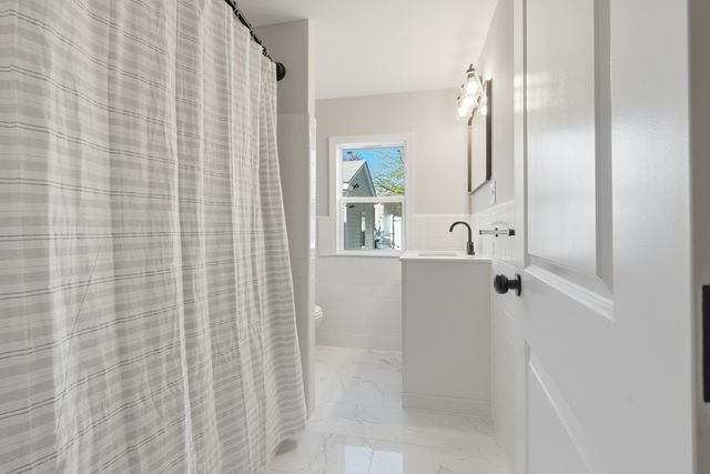 73 Tucker Street, Lincoln, RI 02865