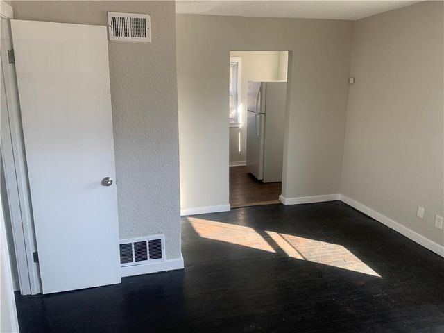 4029 Wabash Avenue, Kansas City, MO 64130