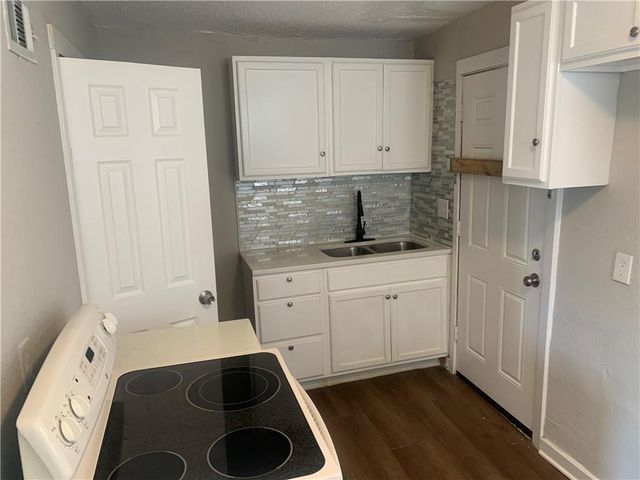 4029 Wabash Avenue, Kansas City, MO 64130