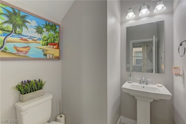 8030 Foxfield Springs Street, Las Vegas, NV 89166