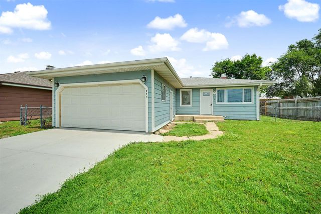 745 Willow, Salina, KS 67401