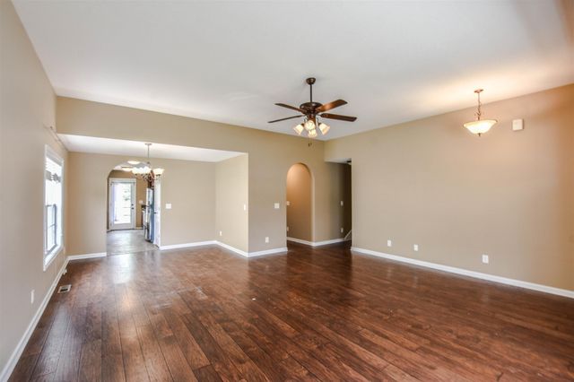 3627 Fox Tail Drive, Clarksville, TN 37040