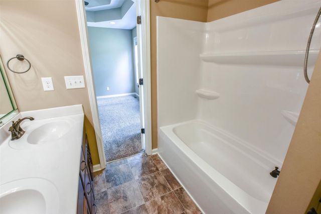 3627 Fox Tail Drive, Clarksville, TN 37040