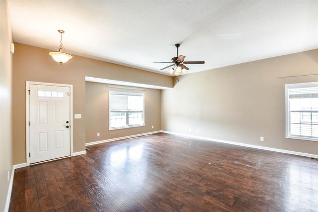 3627 Fox Tail Drive, Clarksville, TN 37040