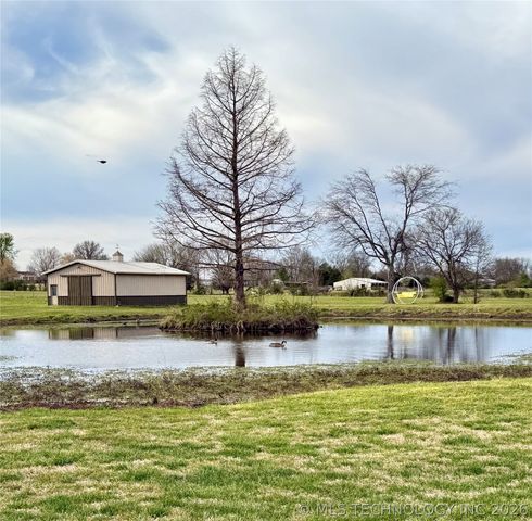 9195 E 580 Road, Catoosa, OK 74015