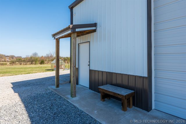 9195 E 580 Road, Catoosa, OK 74015