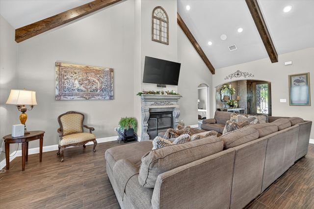 118 Cedar Mountain Drive, Weatherford, TX 76085