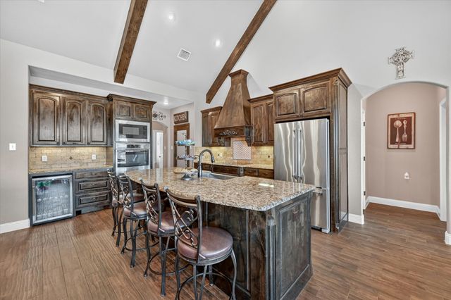 118 Cedar Mountain Drive, Weatherford, TX 76085