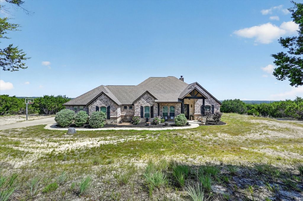 118 Cedar Mountain Drive, Weatherford, TX 76085