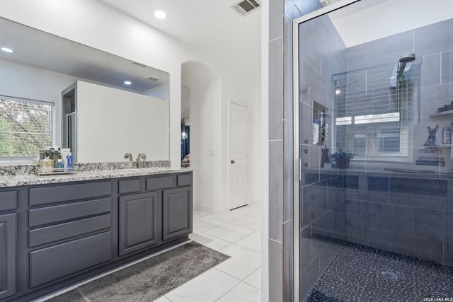 19122 E Birdsong, San Antonio, TX 78258