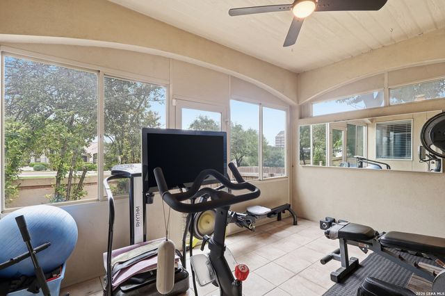 19122 E Birdsong, San Antonio, TX 78258