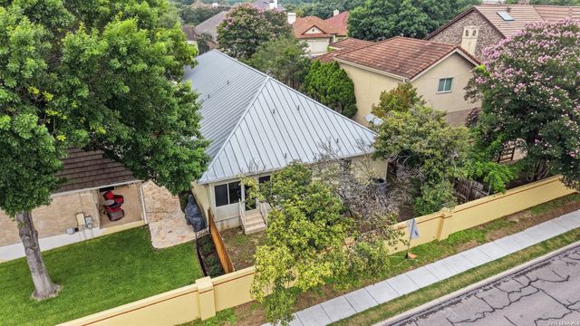 19122 E Birdsong, San Antonio, TX 78258