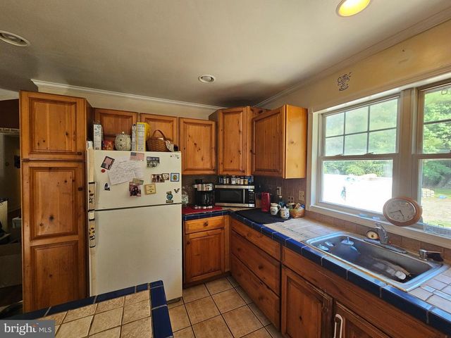 8909 ARDEN STATION RD, Westover, MD 21871