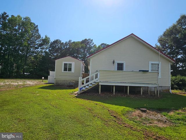 8909 ARDEN STATION RD, Westover, MD 21871