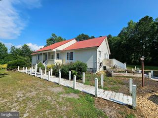 8909 ARDEN STATION RD, Westover, MD 21871