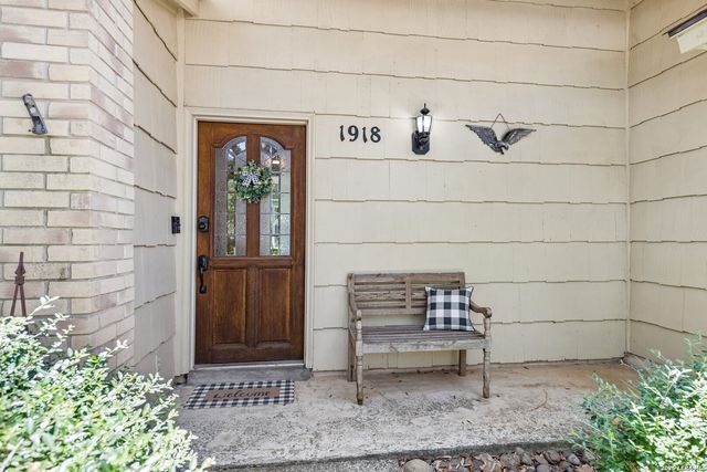 1918 Longfield, San Antonio, TX 78248