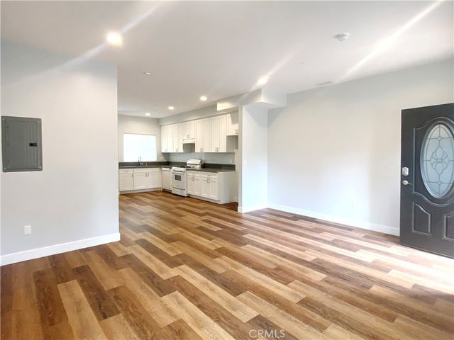 300 Alhambra Road E E, Alhambra, CA 91801