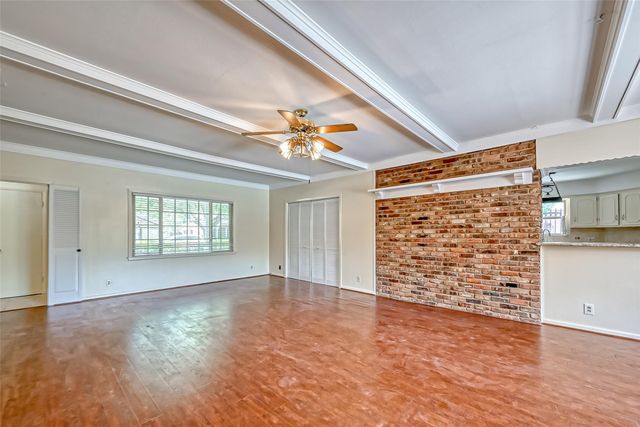 918 Wycliffe Drive, Houston, TX 77079