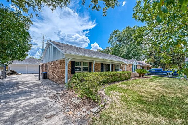 918 Wycliffe Drive, Houston, TX 77079