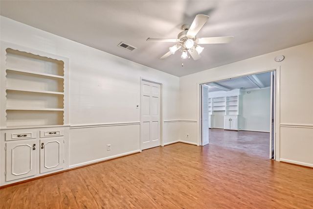 918 Wycliffe Drive, Houston, TX 77079