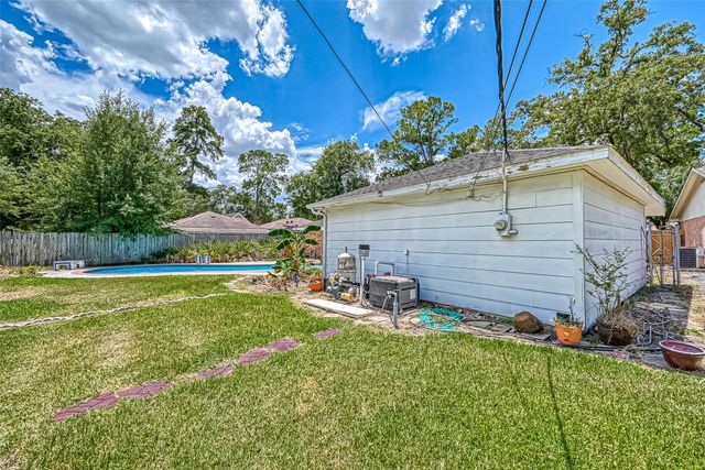 918 Wycliffe Drive, Houston, TX 77079