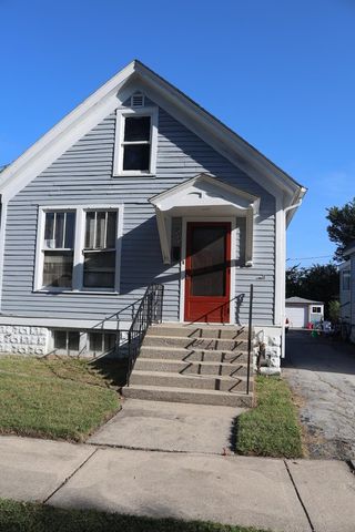 2332 Desplaines Street, Blue Island, IL 60406