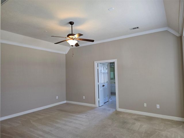 1813 Sandy Lake Drive, Friendswood, TX 77546