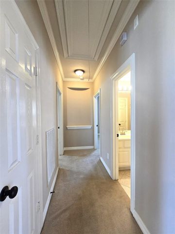 1813 Sandy Lake Drive, Friendswood, TX 77546