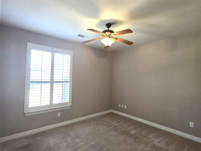 1813 Sandy Lake Drive, Friendswood, TX 77546