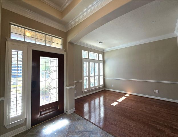 1813 Sandy Lake Drive, Friendswood, TX 77546