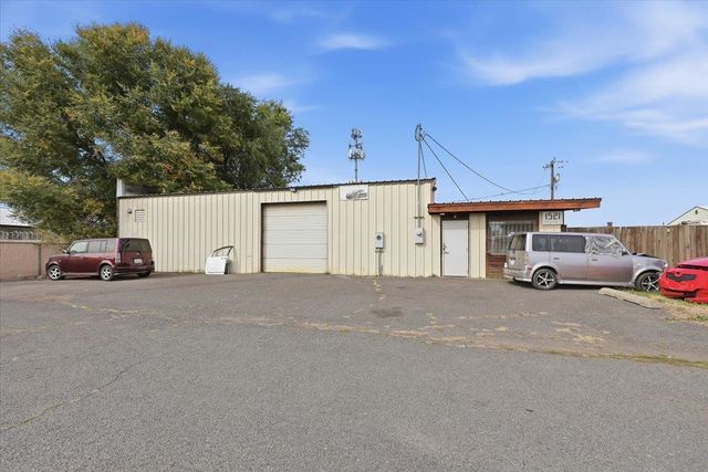 1521 E Houston Ave, Spokane, WA 99217 property photo