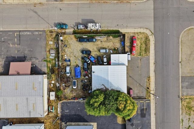 1521 E Houston Ave, Spokane, WA 99217