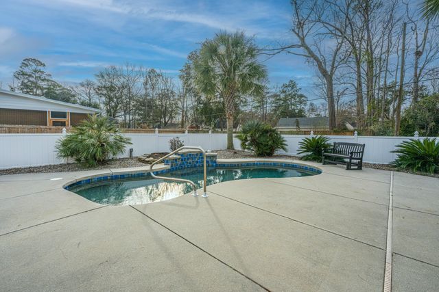 421 Grouse Road Road, Summerville, SC 29485