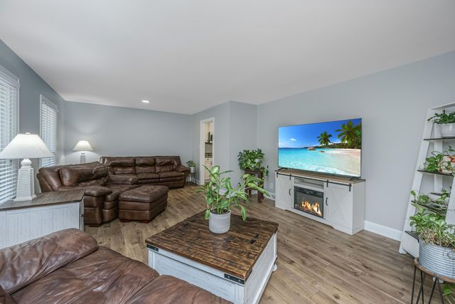 421 Grouse Road Road, Summerville, SC 29485