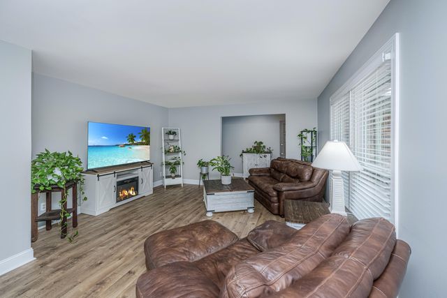 421 Grouse Road Road, Summerville, SC 29485