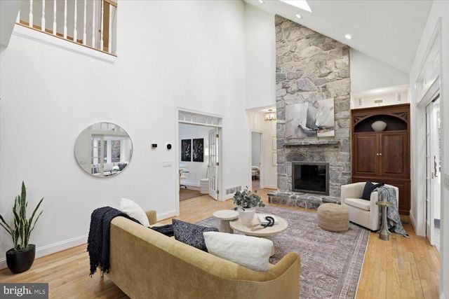 1160 STONEY RUN RD, Hummelstown, PA 17036