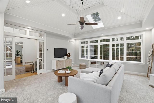 1160 STONEY RUN RD, Hummelstown, PA 17036