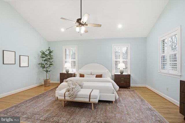 1160 STONEY RUN RD, Hummelstown, PA 17036